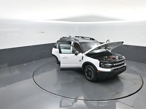 New 2025 Ford Bronco Sport Outer Banks w/ Outer Banks Tech Package+ image 30