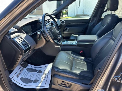 Used 2018 Land Rover Discovery HSE AWD/4WD image 9