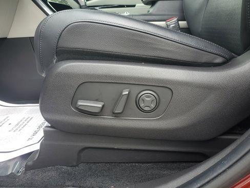 Used 2024 Kia Carnival SX Prestige FWD image 23
