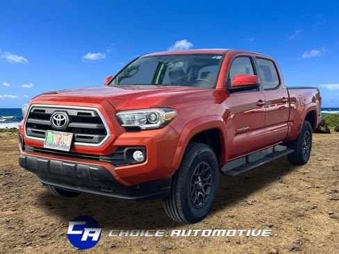 Used 2017 Toyota Tacoma SR5 w/ Tow Package RWD image 1