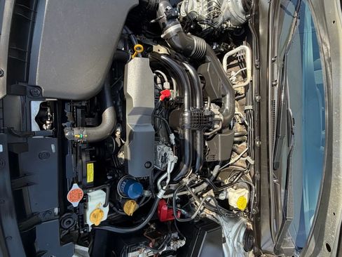 Used 2019 Subaru Outback 2.5i Premium image 25