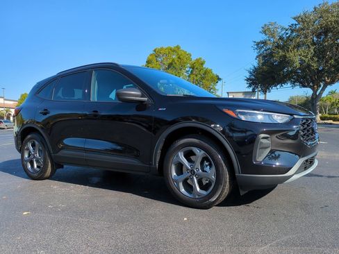 New 2026 Ford Escape ST-Line image 2