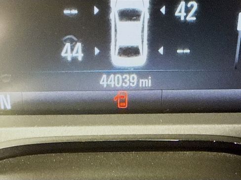 Used 2018 Chevrolet Camaro LS image 16