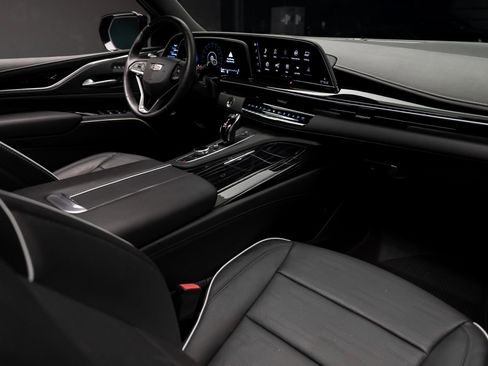 Used 2023 Cadillac Escalade Sport w/ LPO, ONYX Package AWD/4WD image 58