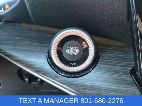 Used 2023 Jeep Wagoneer Series II w/ Premium Group I AWD/4WD image 41