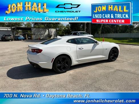 Used 2024 Chevrolet Camaro LT RWD image 11