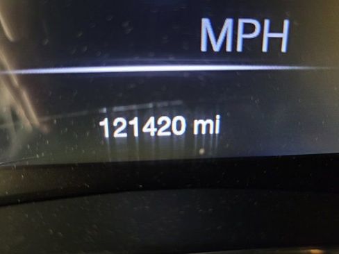 Used 2018 Jeep Grand Cherokee Limited image 3