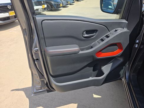 New 2026 Nissan Frontier PRO-4X AWD/4WD image 11