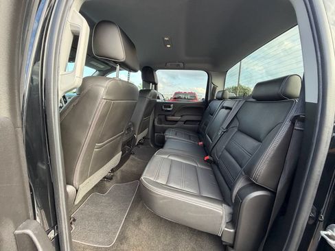 Used 2018 GMC Sierra 2500 Denali w/ Duramax Plus Package AWD/4WD image 27
