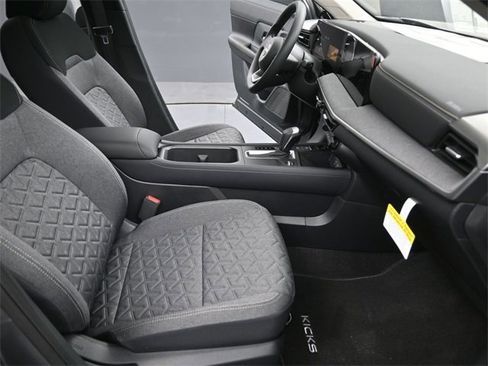 New 2026 Nissan Kicks SV w/ SV Premium Package image 27