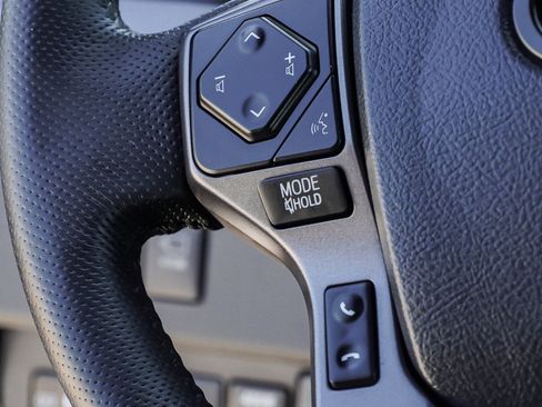 Certified 2020 Toyota Tacoma TRD Pro AWD/4WD image 34