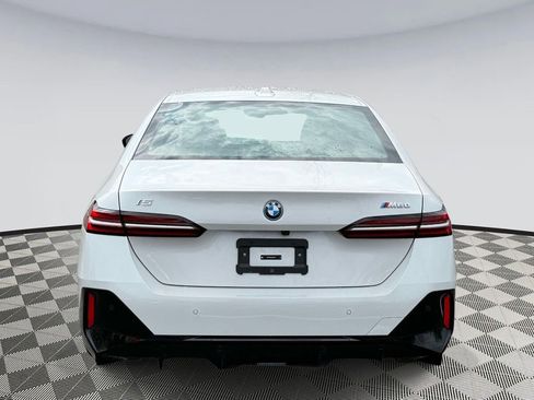 Used 2024 BMW i5 M60 w/ Premium Package AWD/4WD image 3