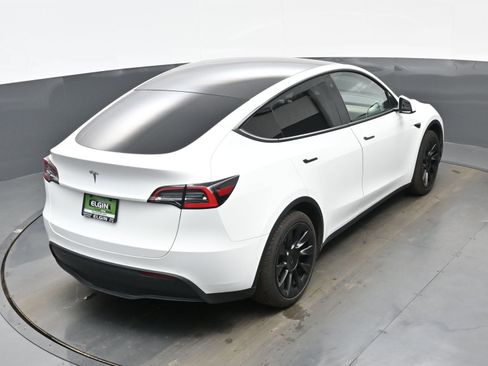 Used 2021 Tesla Model Y 2WD image 36