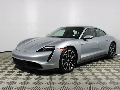Used 2023 Porsche Taycan RWD image 31