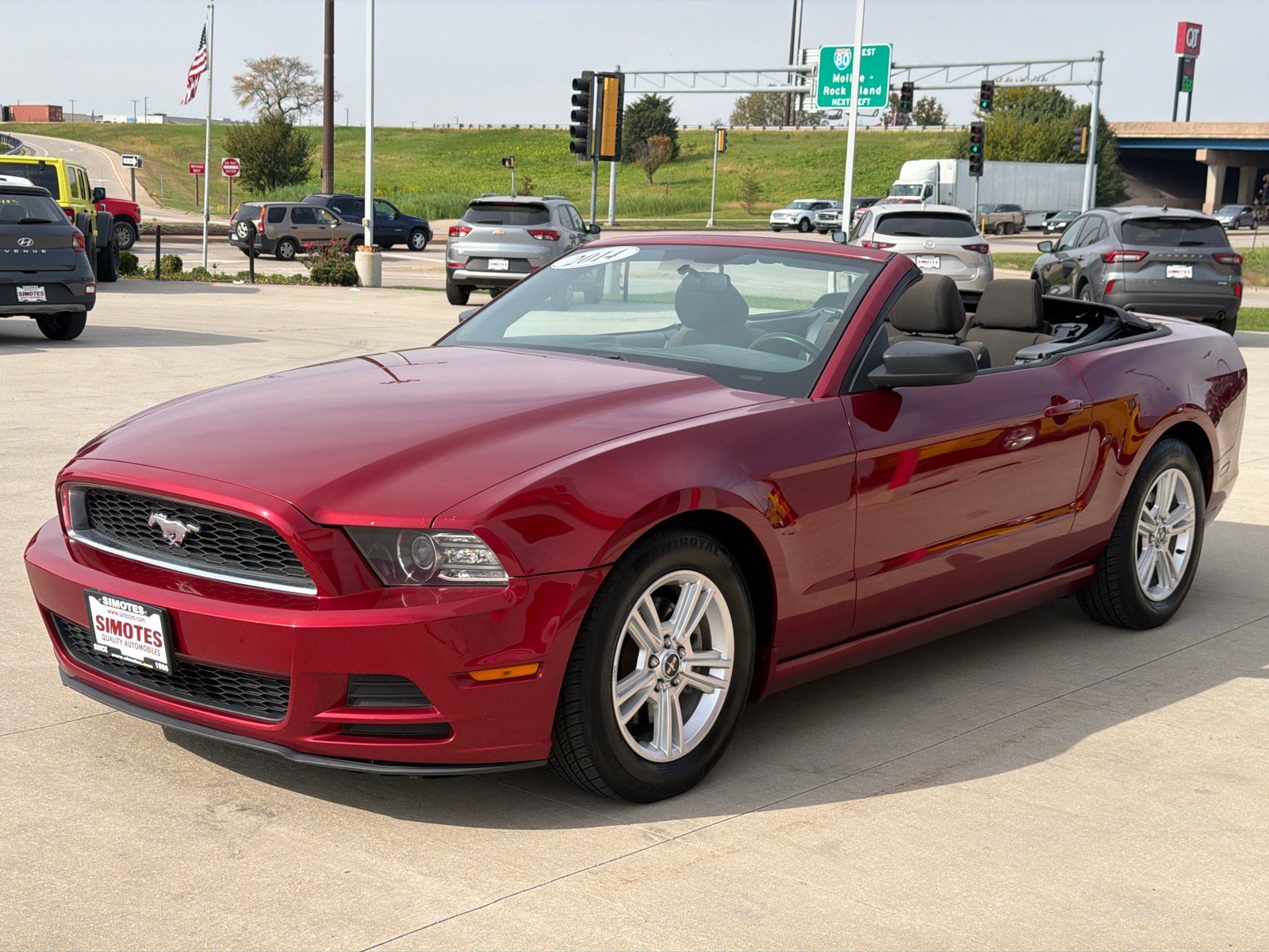 Used 2014 Ford Mustang Convertible RWD image 4