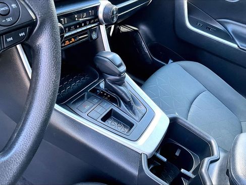 Used 2023 Toyota RAV4 XLE image 16