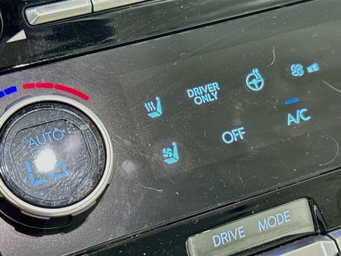 Used 2025 Hyundai Santa Fe Calligraphy AWD/4WD image 21