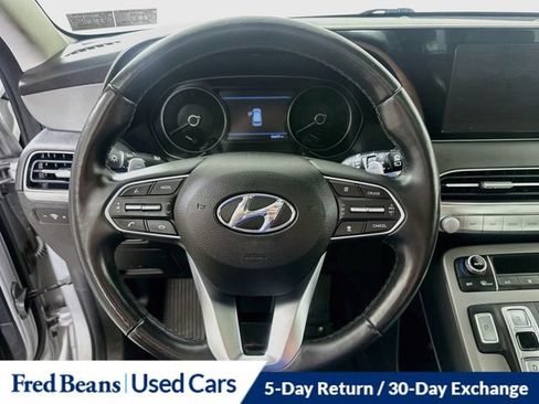 Used 2022 Hyundai Palisade SEL w/ 8P Bench Seat Package AWD/4WD image 17