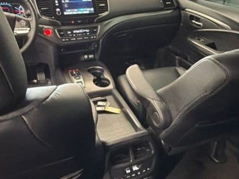 Used 2021 Honda Pilot EX-L image 11