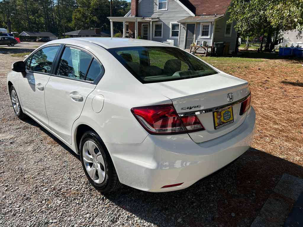 Used 2013 Honda Civic LX image 4