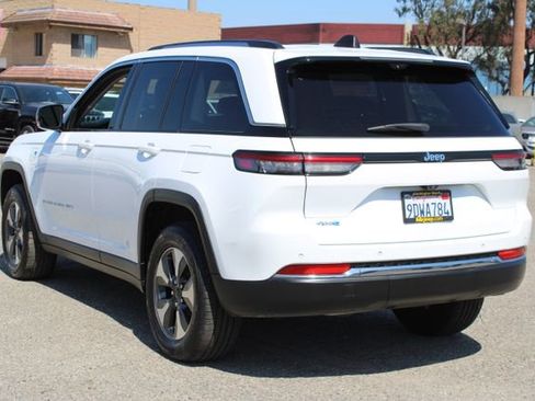 Used 2022 Jeep Grand Cherokee Limited 4xe w/ Luxury Tech Group II image 3