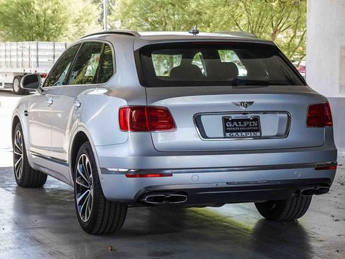 Used 2019 Bentley Bentayga AWD/4WD image 6