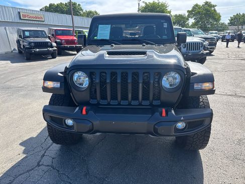 Used 2022 Jeep Gladiator Mojave w/ Cold Weather Group AWD/4WD image 2
