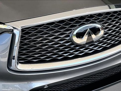 Used 2019 INFINITI QX50 Essential w/ Sensory Package FWD image 29