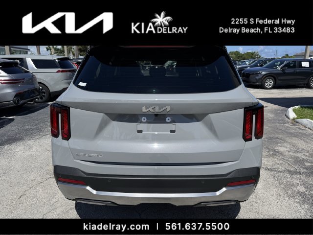 Used 2026 Kia Sorento S w/ S Panoramic Sunroof Package FWD image 4