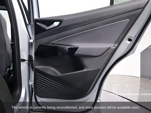 Used 2022 Volkswagen ID.4 Pro image 30
