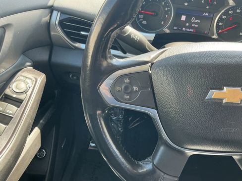 Used 2020 Chevrolet Traverse LT w/ LT Premium Package FWD image 27