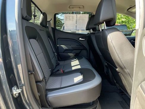 Used 2020 Chevrolet Colorado Z71 AWD/4WD image 25