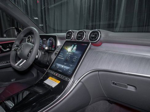 Certified 2026 Mercedes-Benz GLC 350e 4MATIC image 15