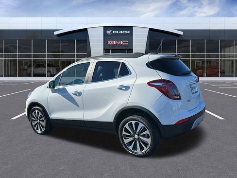 Certified 2022 Buick Encore Preferred image 3