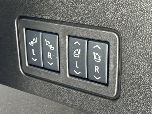 New 2025 Cadillac XT6 Premium Luxury w/ Technology Package image 6