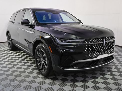 New 2026 Lincoln Nautilus Premier w/ Equipment Group 102A AWD/4WD image 9
