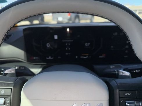 Used 2025 Kia K4 GT-Line w/ GT-Line Sunroof Package image 35