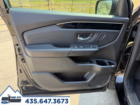 Used 2024 Honda Pilot EX-L image 12