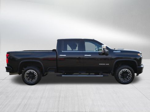 Used 2022 Chevrolet Silverado 3500 High Country w/ Safety Package II AWD/4WD image 8