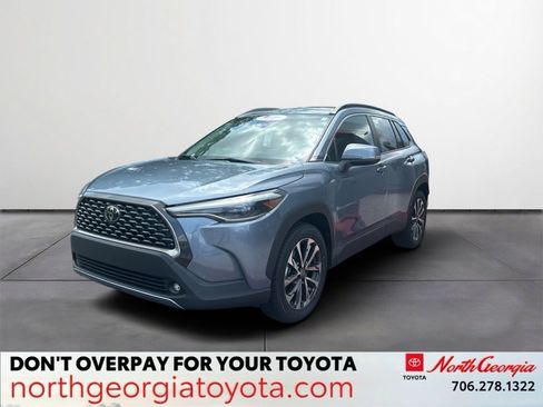 Certified 2023 Toyota Corolla Cross XLE FWD image 1