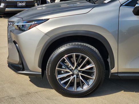 Certified 2026 Lexus NX 350 AWD w/ Accessory Package (Z1) image 8