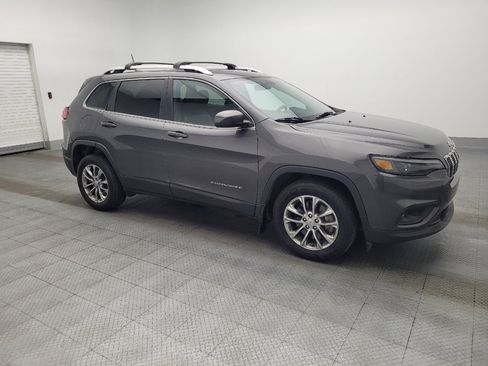Used 2019 Jeep Cherokee Latitude Plus image 11