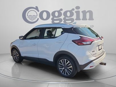 Used 2023 Nissan Kicks SV