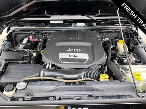 Used 2014 Jeep Wrangler Sport AWD/4WD image 25