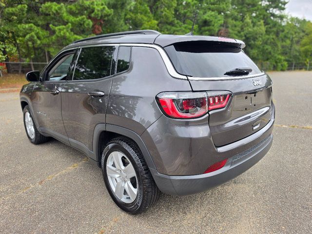 Used 2022 Jeep Compass Latitude FWD image 4