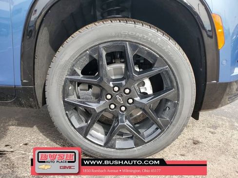 New 2026 Chevrolet Traverse RS w/ LPO, Floor Liner Package image 5