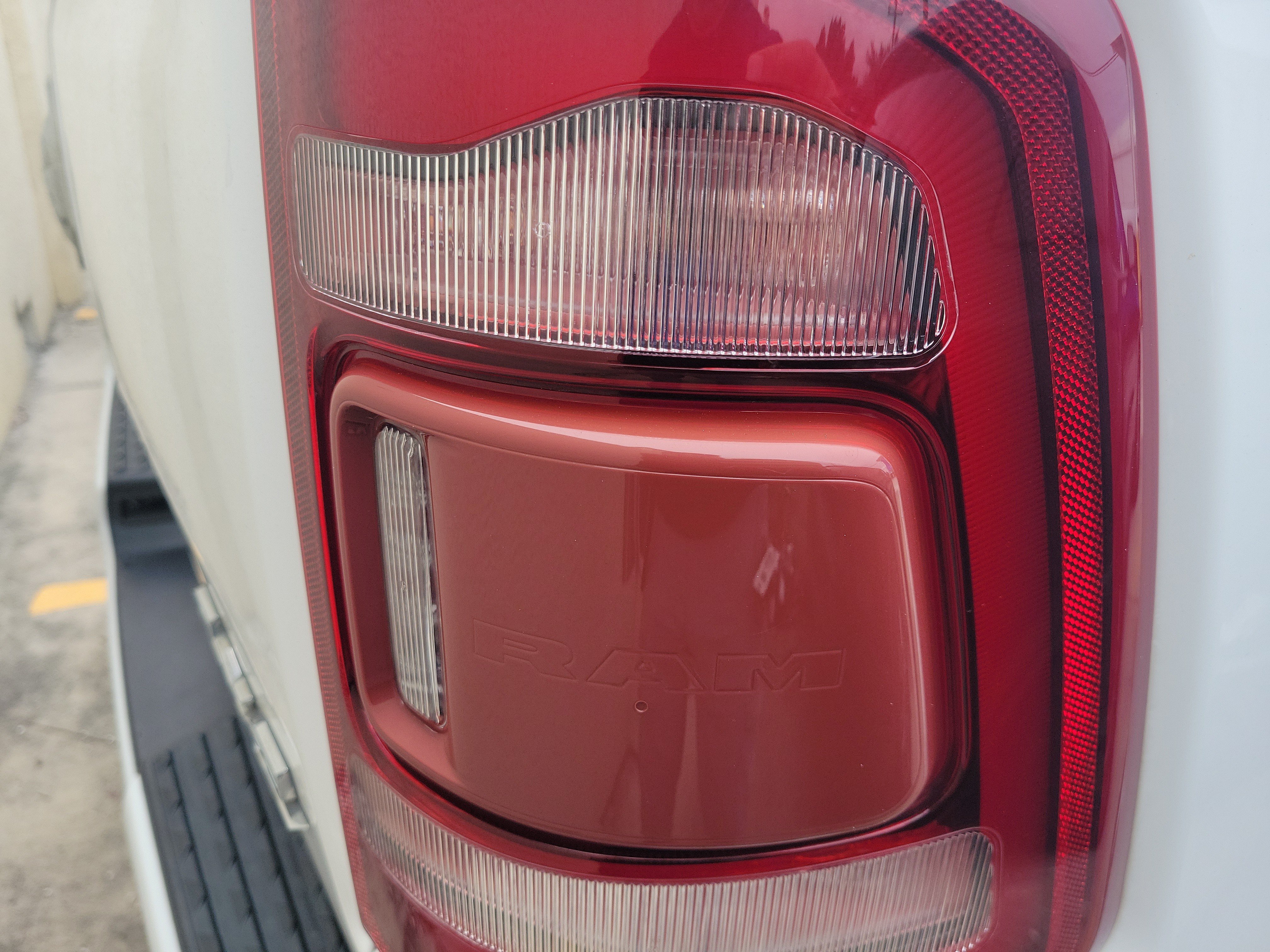 Used 2021 RAM 1500 Limited AWD/4WD image 10