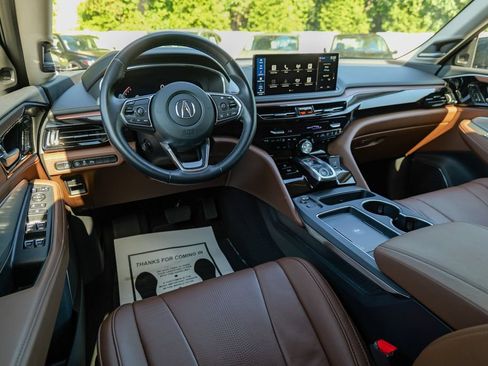 Used 2025 Acura MDX SH-AWD w/ Technology Package image 42