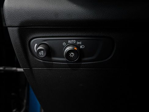 Used 2023 Buick Envision Essence image 21