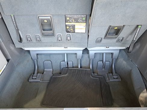 Used 2019 Toyota Sienna XLE Premium image 25